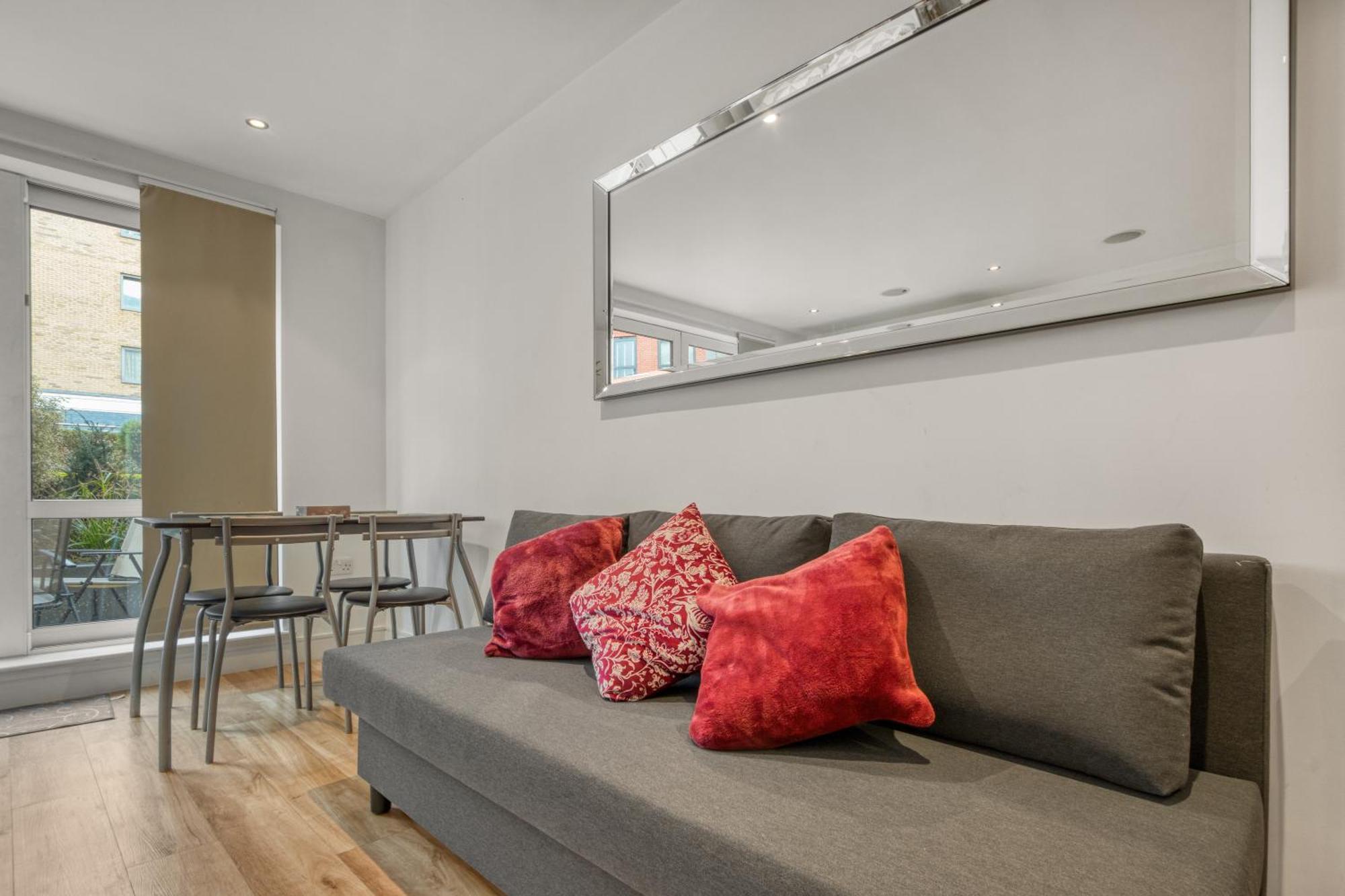 Апартаменты Modern Chic Studio Chelsea Лондон Экстерьер фото