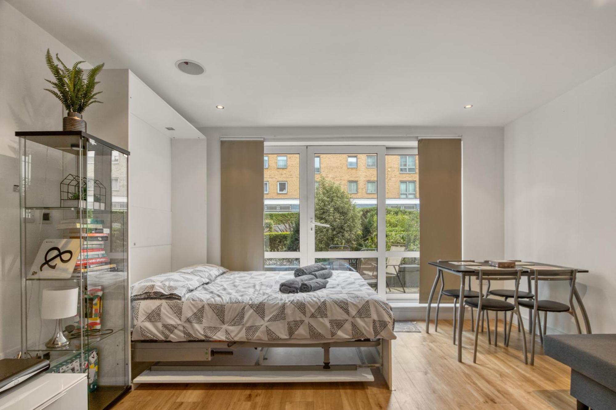 Апартаменты Modern Chic Studio Chelsea Лондон Экстерьер фото