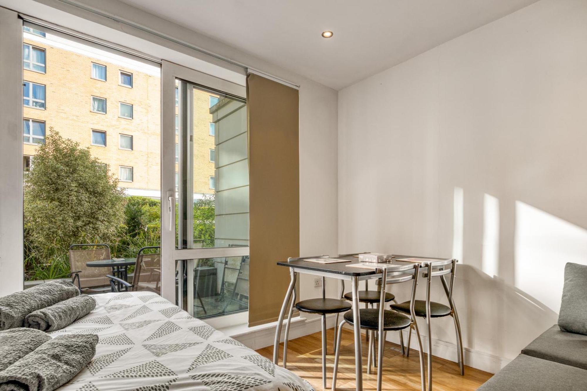 Апартаменты Modern Chic Studio Chelsea Лондон Экстерьер фото
