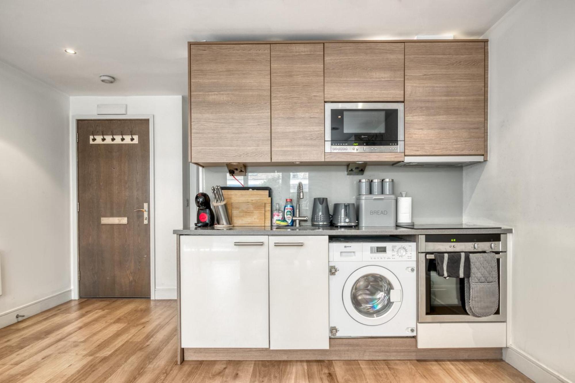 Апартаменты Modern Chic Studio Chelsea Лондон Экстерьер фото